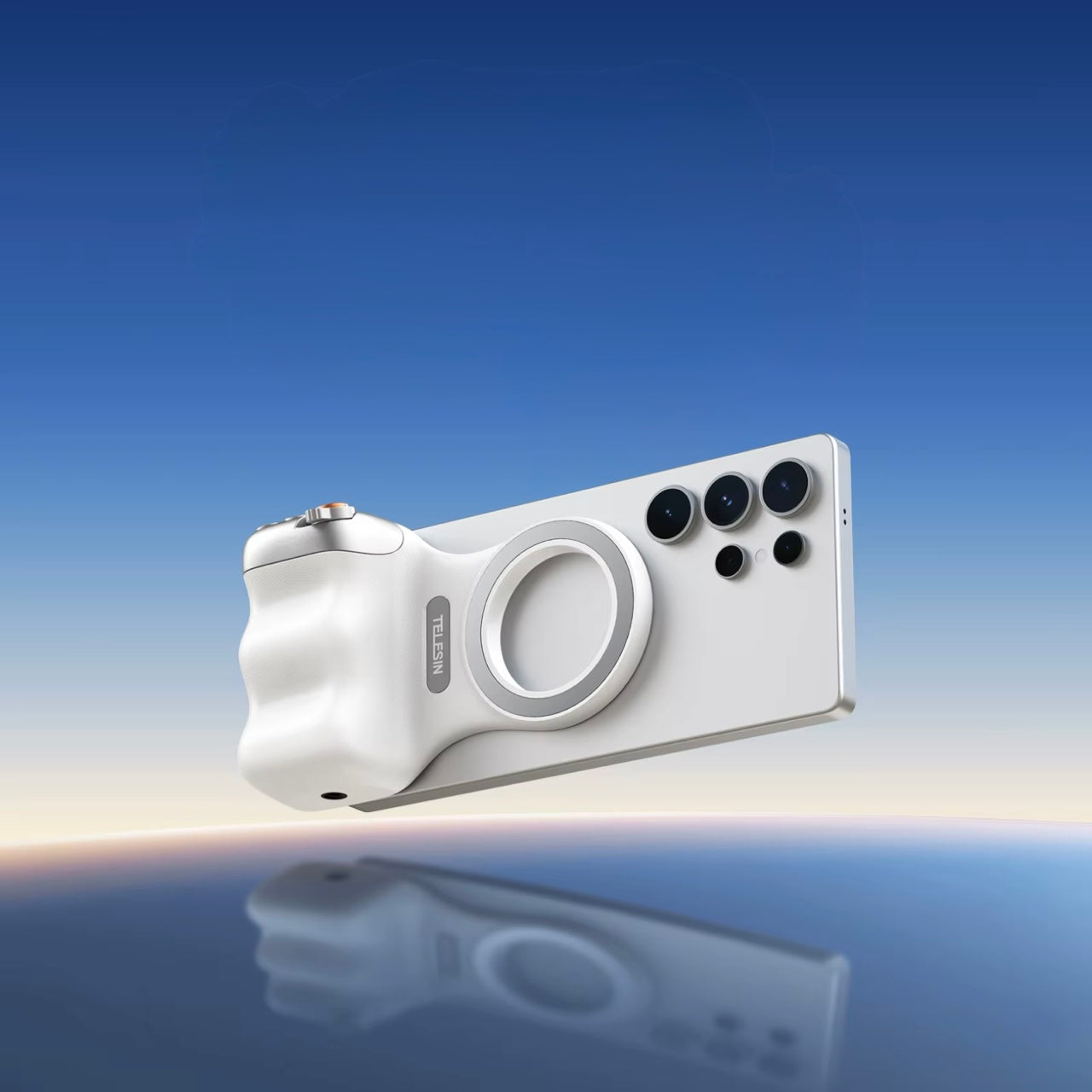 Magnetic Camera Grip with Remote